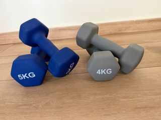 Mancuernas hexagonales 4kg y 5kg neopreno