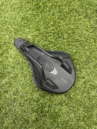 Sillín Fizik Argo Vento X5 140