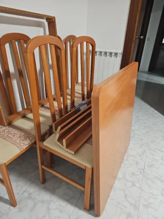 Mesa y 6 Sillas Comedor