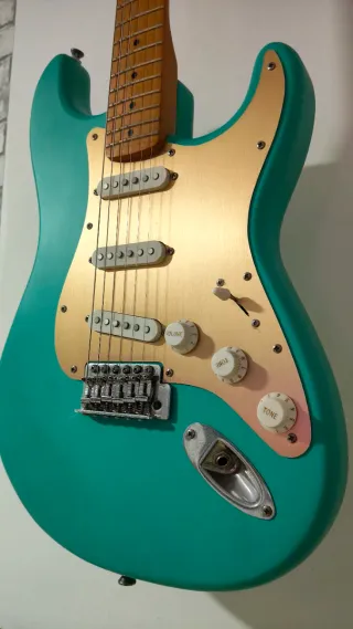 Squier 40th Anniv. Stratocaster Vintage Ed.