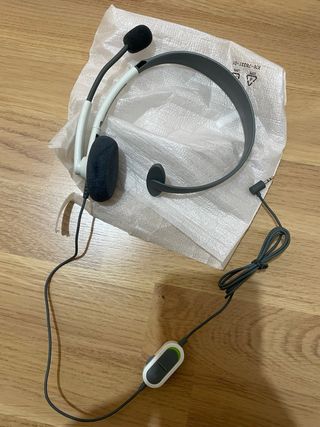 Xbox 360 + 5 juegos + 2 mandos