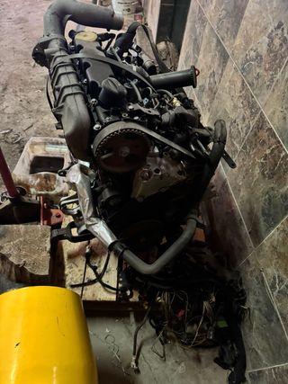 Motor 2.0 HDI 140.000 km