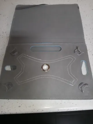Funda giratoria para tablet.