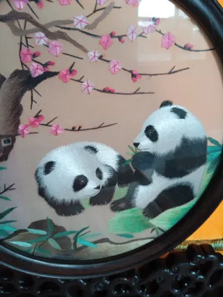 Decoración Oriental Panda y Flores bordado