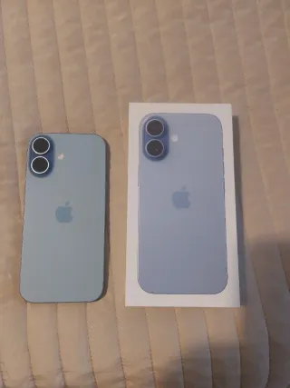 iPhone 17 azul neblina