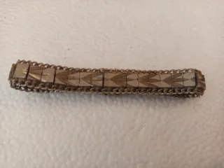 Pulsera dorada eslabones