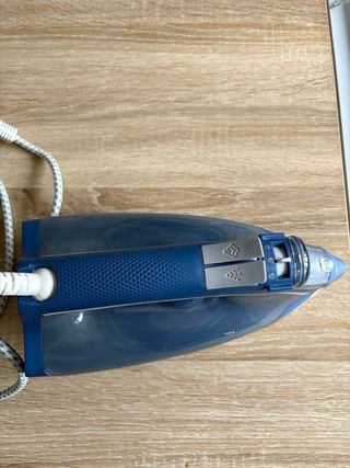 Plancha de vapor Rowenta azul