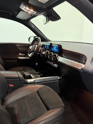 Mercedes-Benz GLB (X247) 2021