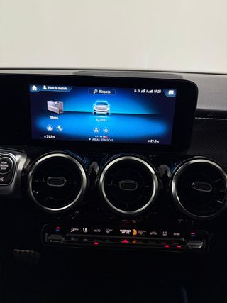 Mercedes-Benz GLB (X247) 2021