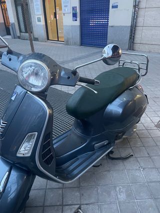 Vespa GTS 125