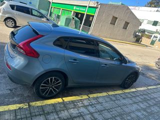 Volvo V40 2016
