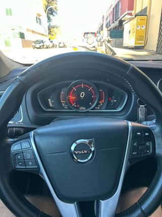 Volvo V40 2016
