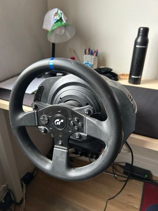 Volante Thrustmaster T300