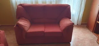2 Sofás de Tela Rojos