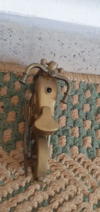 Mechero Antiguo Moto