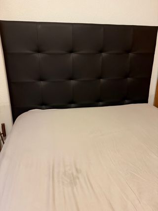 Canapé y respaldo 150 cm polipiel