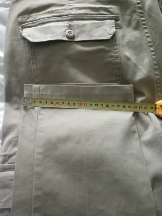 Pantalones cargo Sfera talla 46 beige
