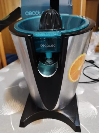Exprimidor Cecotec brazo 600W