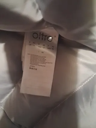 Piumino Oltre grigio con cappuccio