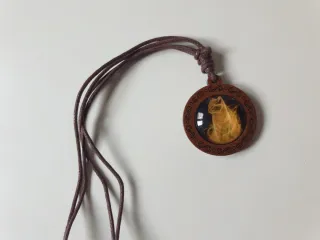 Collar con colgante de gato