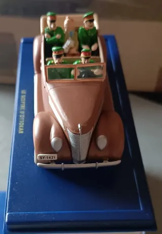 Tintin Coche 1/43 34 Ford V8 descapotable