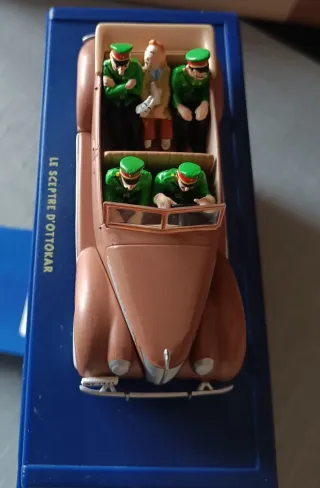 Tintin Coche 1/43 34 Ford V8 descapotable