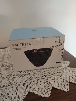 Vaso Ceramica Faccetta Design Soren Thigesen Nero