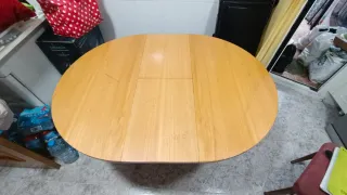 Mesa de cocina redonda de madera