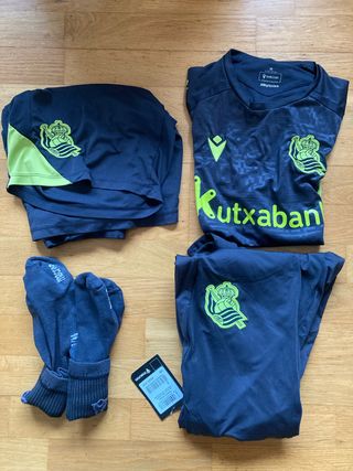 Conjunto Entrenamiento Real Sociedad 24/25