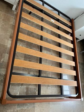 Set camera da letto: materasso, rete e comodini