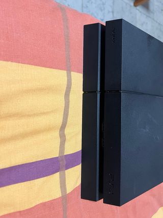 PlayStation 4 (PS4) Negra