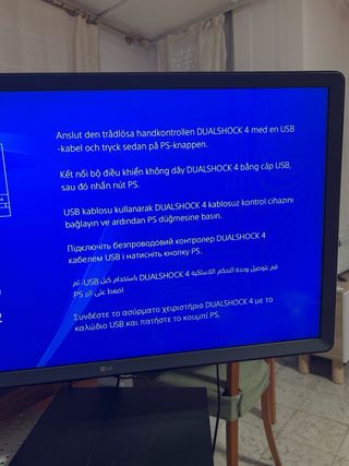 PlayStation 4 (PS4) Negra