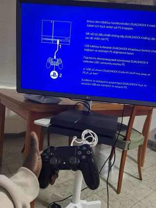 PlayStation 4 (PS4) Negra