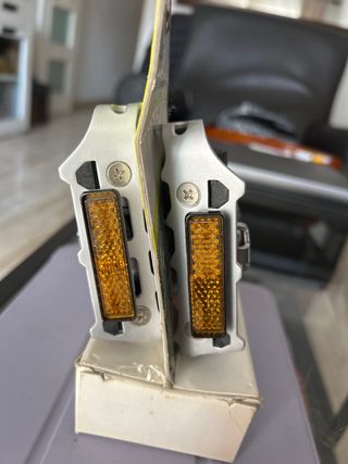 Pedales Btwin mixtos automáticos y tradicionales,