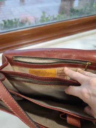 Cartera portadocumentos de cuero