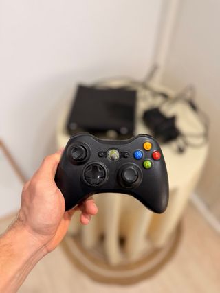 Xbox 360 250GB + 2 mandos + HDMI | Pack completo