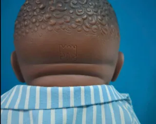 Muñeca grande marca PLC y Antonio Juan interactiva