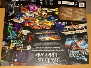 Dwellings of Eldervale Juego de Mesa, en inglés