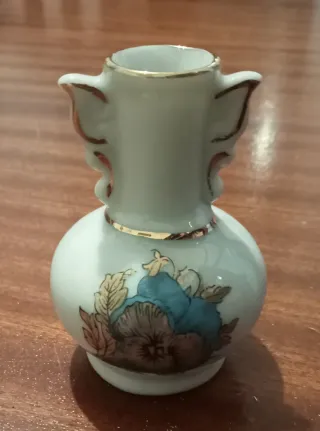 Mini Jarra Porcelana Flor Dourada