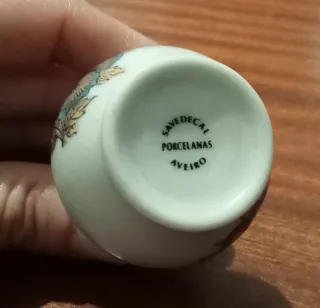 Mini Jarra Porcelana Flor Dourada