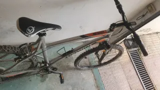 Bicicleta de Montaña B'TWIN