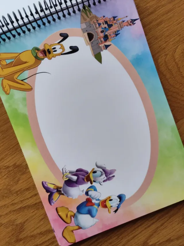 Libro de Firmas Disney Inés Disneyland Paris