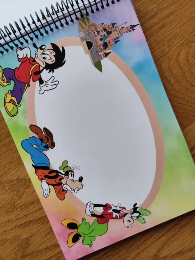 Libro de Firmas Disney Inés Disneyland Paris