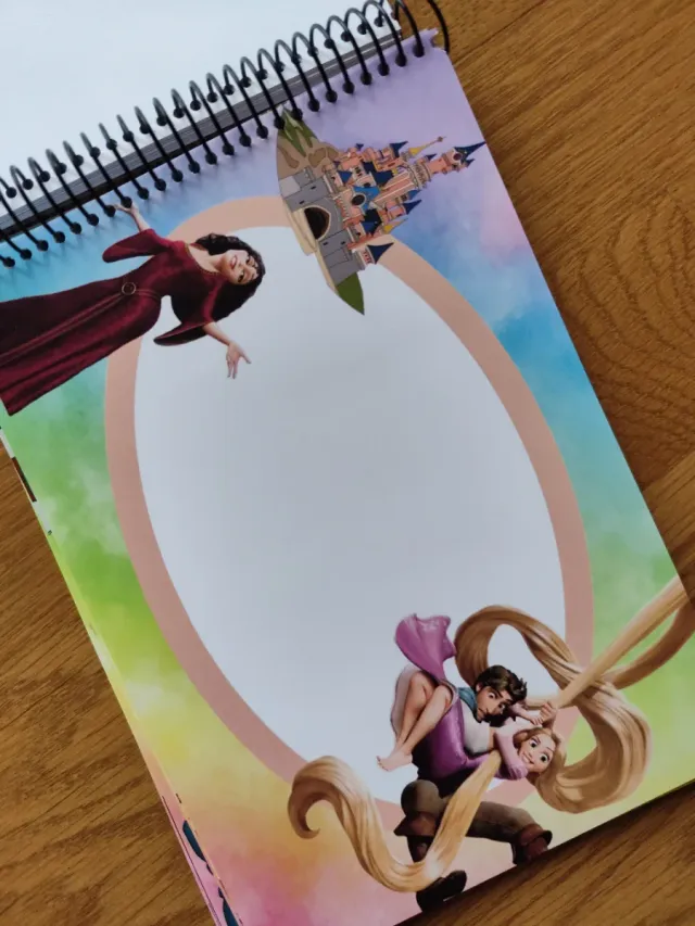 Libro de Firmas Disney Inés Disneyland Paris