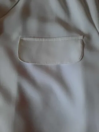 Blusa blanca manga corta mujer