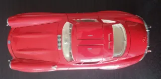 Mercedes 300 SL Escala 1/18