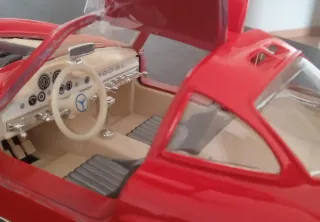 Mercedes 300 SL Escala 1/18