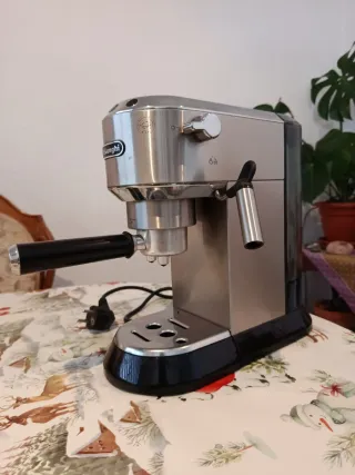 Cafetera DeLonghi EC680