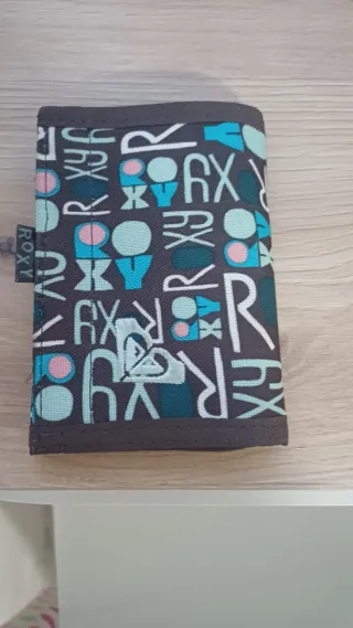 Cartera Roxy con departamentos