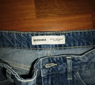 Pantalones vaqueros de cargo Bershka